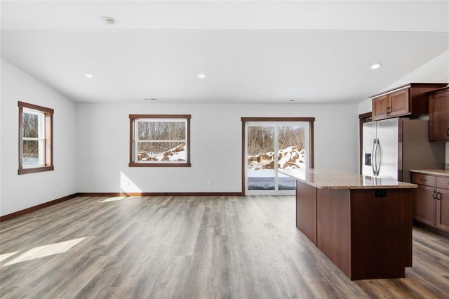 1836 Dorret Road, Eau Claire, WI 54703