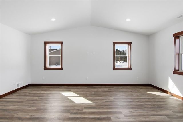 1836 Dorret Road, Eau Claire, WI 54703