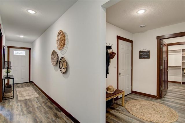 1836 Dorret Road, Eau Claire, WI 54703