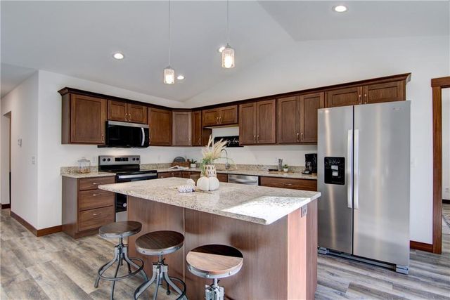 1836 Dorret Road, Eau Claire, WI 54703