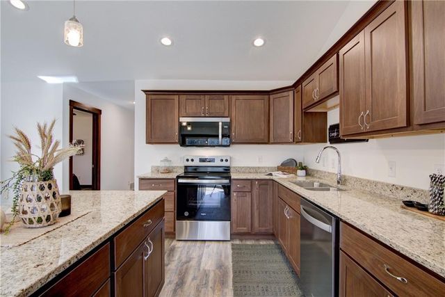 1836 Dorret Road, Eau Claire, WI 54703