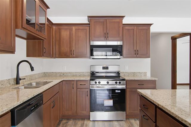 1836 Dorret Road, Eau Claire, WI 54703