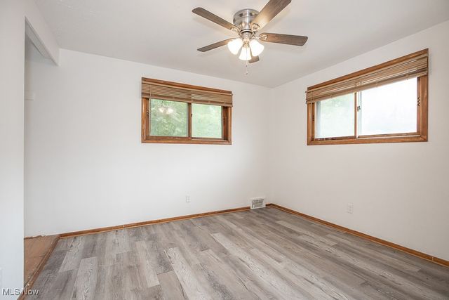 8027 Grand Division Avenue, Cleveland, OH 44125