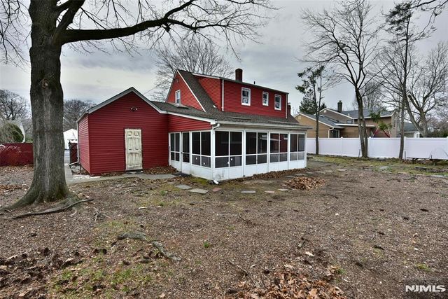 685 Mabie Street, New Milford, NJ 07646