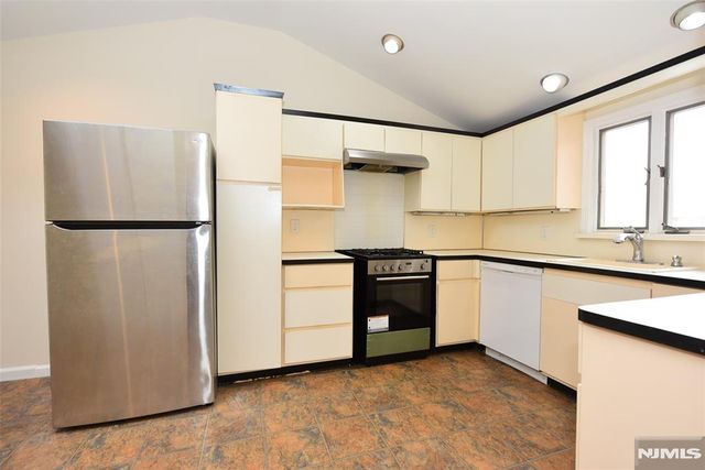 685 Mabie Street, New Milford, NJ 07646