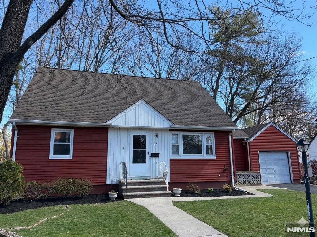 685 Mabie Street, New Milford, NJ 07646