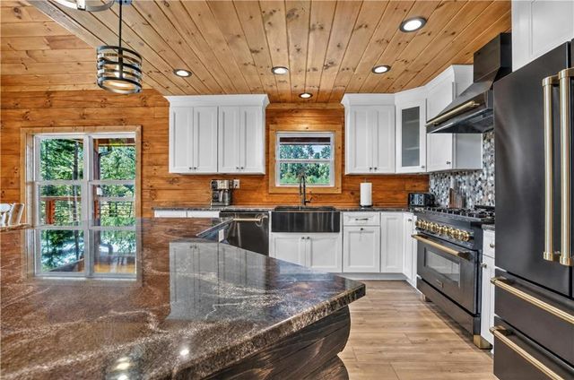 643 Woodstone Trail, Ellijay, GA 30540