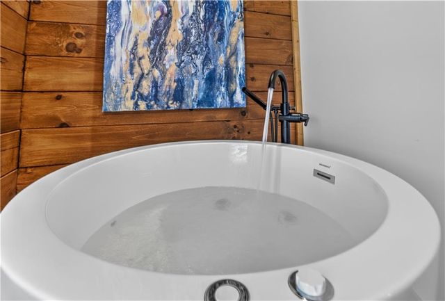 643 Woodstone Trail, Ellijay, GA 30540