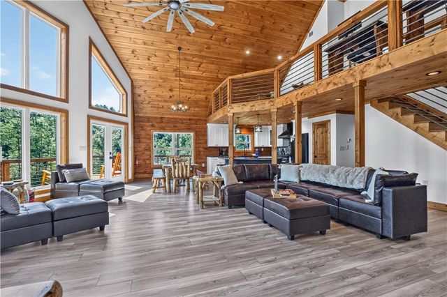643 Woodstone Trail, Ellijay, GA 30540