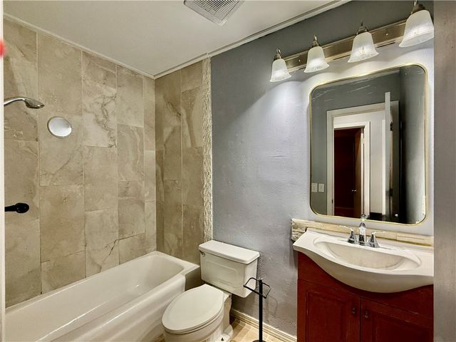 20 Annette Lane, Bella Vista, AR 72715
