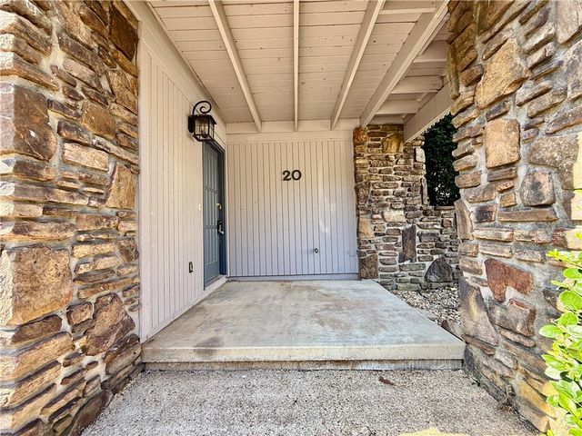 20 Annette Lane, Bella Vista, AR 72715