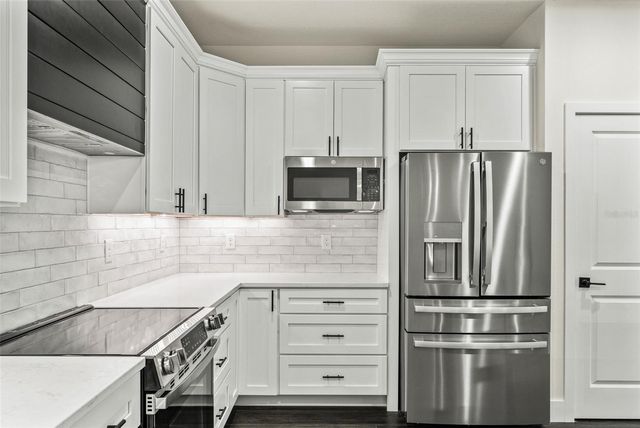 11374 PARAMOUNT AVENUE, Weeki Wachee, FL 34614