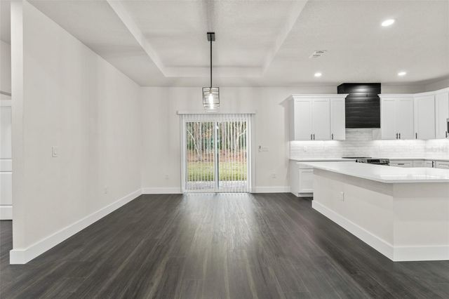 11374 PARAMOUNT AVENUE, Weeki Wachee, FL 34614