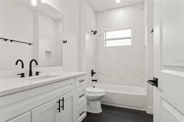 11374 PARAMOUNT AVENUE, Weeki Wachee, FL 34614