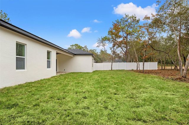 11374 PARAMOUNT AVENUE, Weeki Wachee, FL 34614