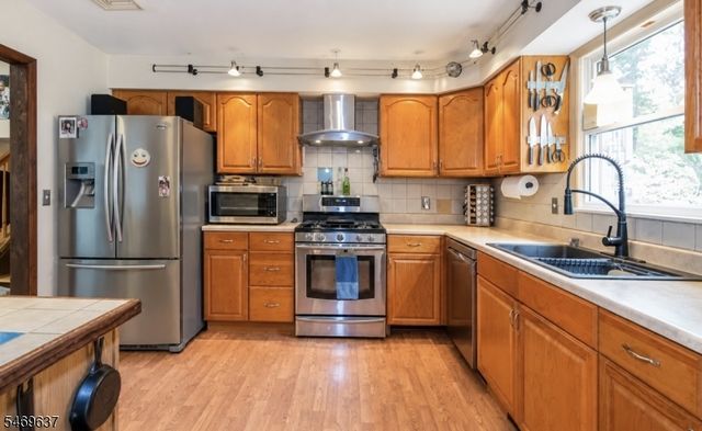 758 W Shore Trl, Byram Twp., NJ 07871