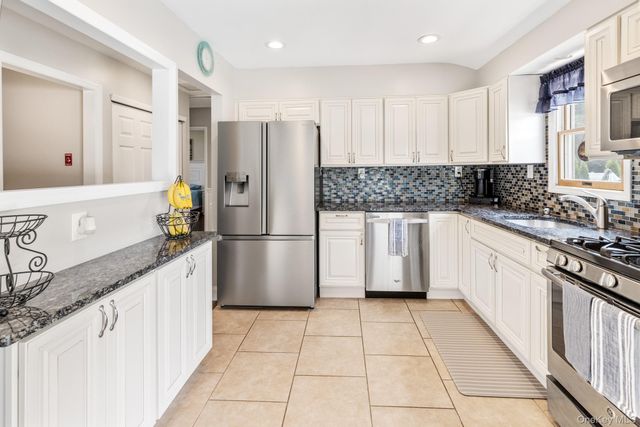 46 Andrea Lane, West Sayville, NY 11796