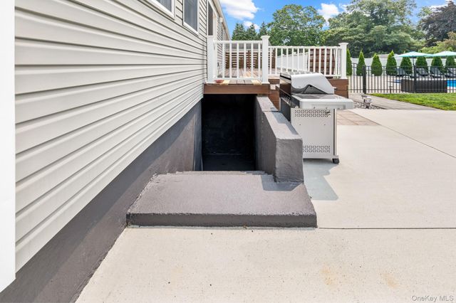46 Andrea Lane, West Sayville, NY 11796