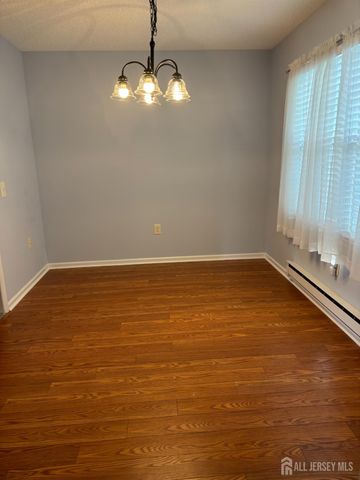 457 Roxbury Lane A, Monroe, NJ 08831