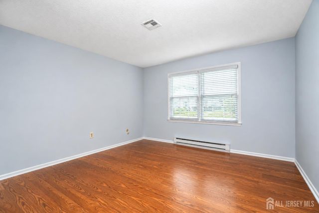 457 Roxbury Lane A, Monroe, NJ 08831