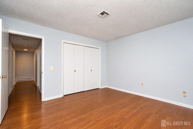 457 Roxbury Lane A, Monroe, NJ 08831