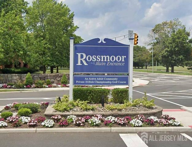 457 Roxbury Lane A, Monroe, NJ 08831