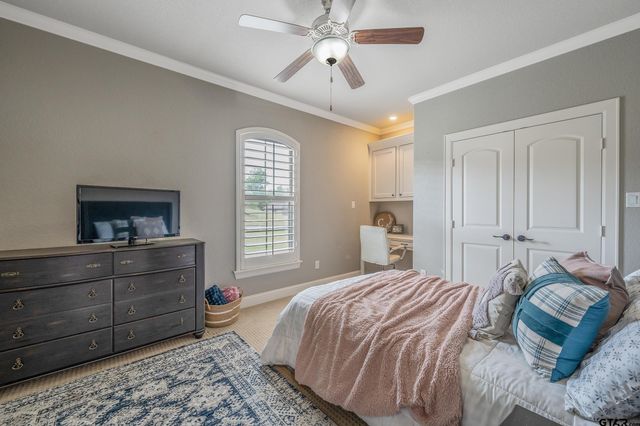 220 Sunnys Halo Blvd, Bullard, TX 75757