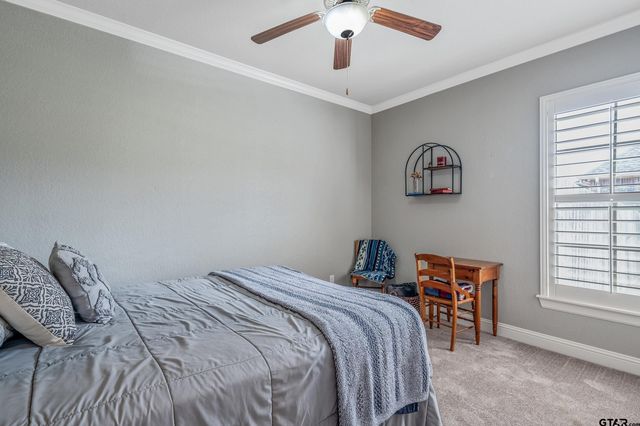 220 Sunnys Halo Blvd, Bullard, TX 75757