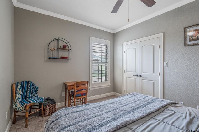 220 Sunnys Halo Blvd, Bullard, TX 75757