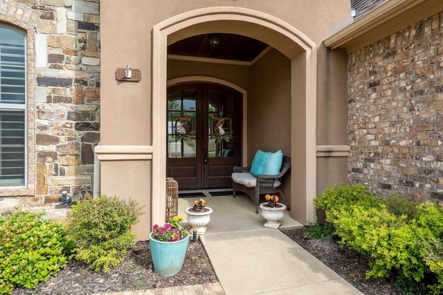 220 Sunnys Halo Blvd, Bullard, TX 75757