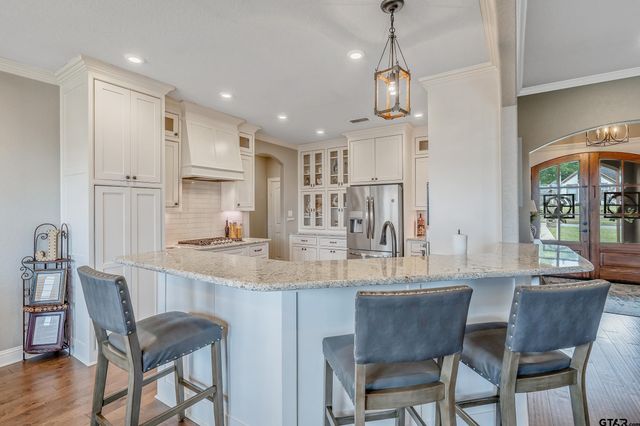 220 Sunnys Halo Blvd, Bullard, TX 75757