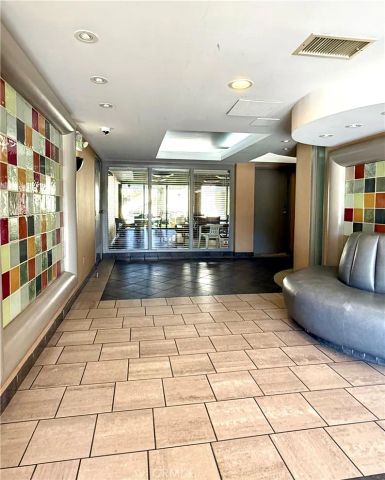 19009 Sherman 16, Reseda, CA 91335