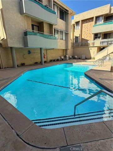 19009 Sherman 16, Reseda, CA 91335