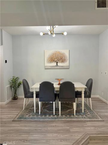 19009 Sherman 16, Reseda, CA 91335