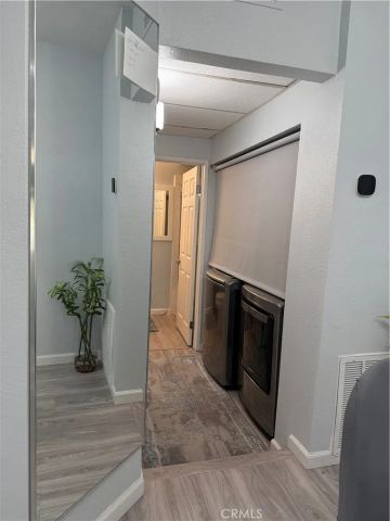 19009 Sherman 16, Reseda, CA 91335