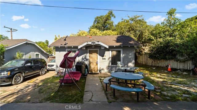 738 E Sacramento Street, Altadena, CA 91001