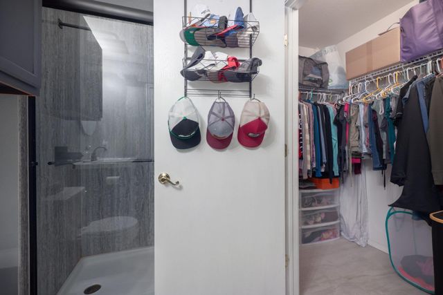 8804 Dittmar Oaks DR, Austin, TX 78748