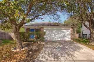 8804 Dittmar Oaks DR, Austin, TX 78748