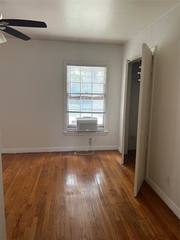 5909 Lewis Street, Dallas, TX 75206