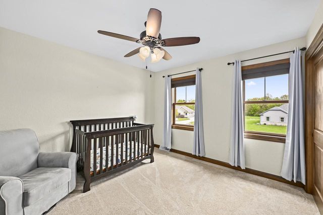 5111 Roamn WAY, Hartford, WI 53027