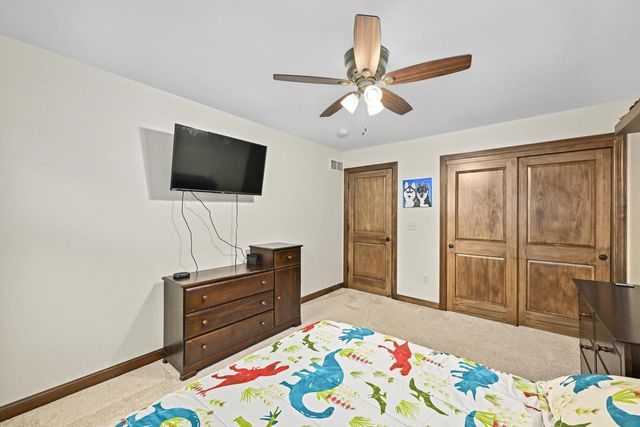 5111 Roamn WAY, Hartford, WI 53027