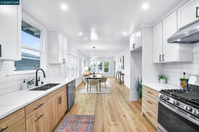 1348 E 26Th St, Oakland, CA 94606