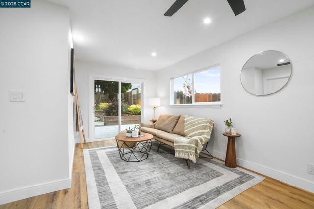 1348 E 26Th St, Oakland, CA 94606