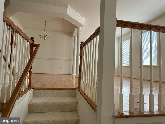 4035 ROYAL LYTHAM DR, Fairfax, VA 22033