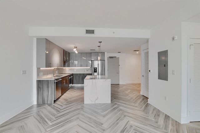236 SE 5th Avenue 205, Delray Beach, FL 33483