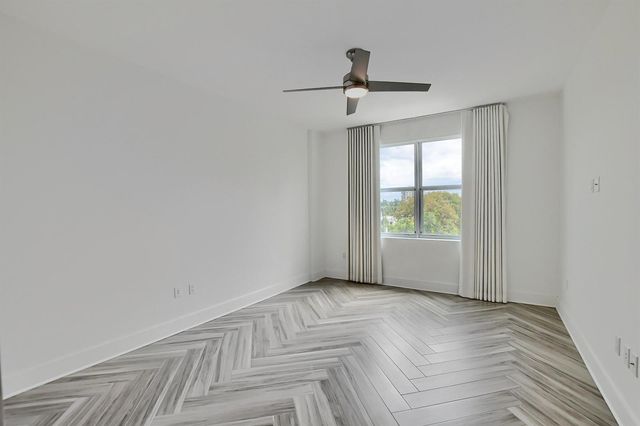 236 SE 5th Avenue 205, Delray Beach, FL 33483