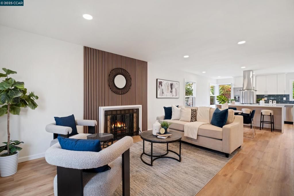 14972 Lark St, San Leandro, CA 94578