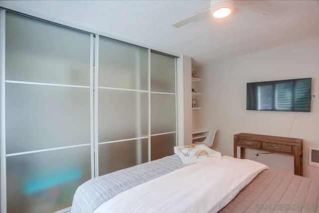 245 Coast D2, La Jolla, CA 92037