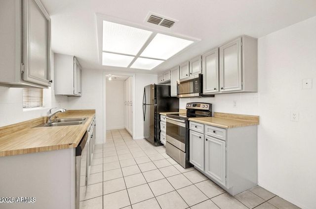 2848 E BROWN Road 52, Mesa, AZ 85213