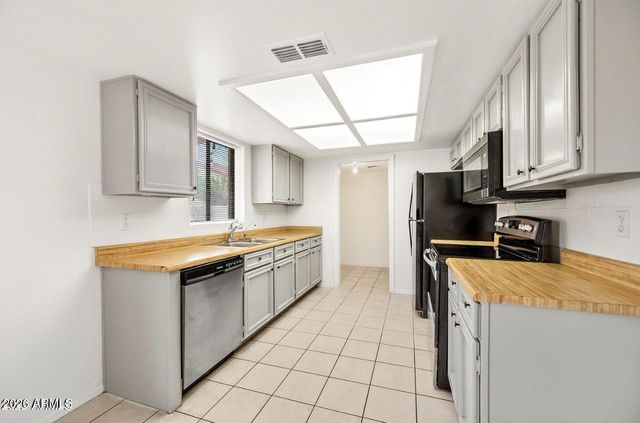 2848 E BROWN Road 52, Mesa, AZ 85213